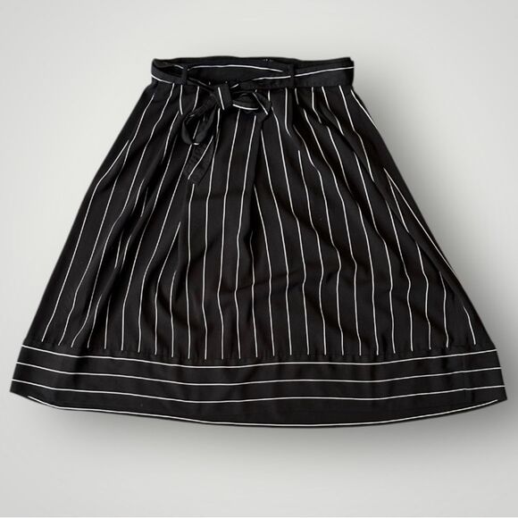 Banana Republic Dresses & Skirts - 5 for $40 Banana Republic Skirt Women Size 4